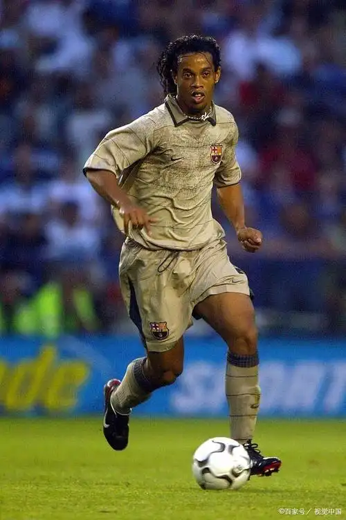 担任职位的 担任职位的