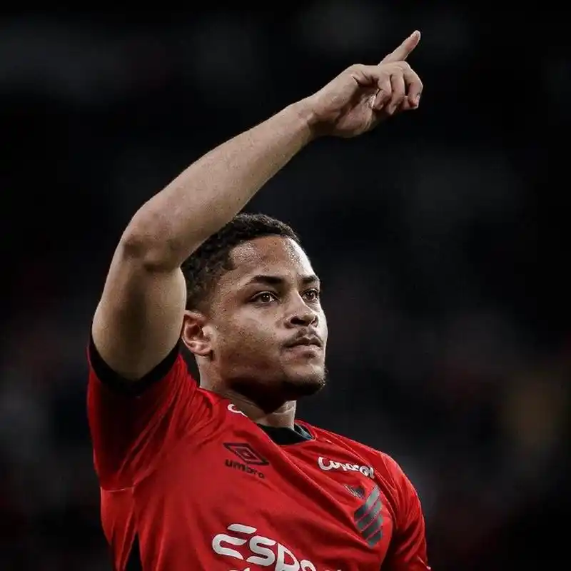 印尼队通过 印尼队通过