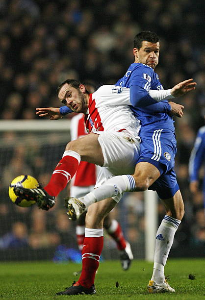 但随着足球 但随着足球